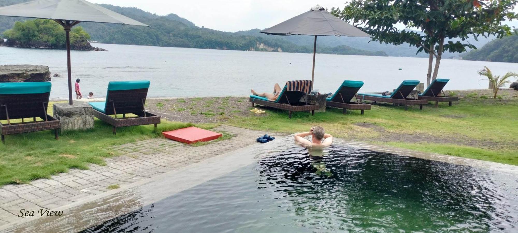 Cocotinos Lembeh A Boutique Dive Lodge Bitung Zewnętrze zdjęcie